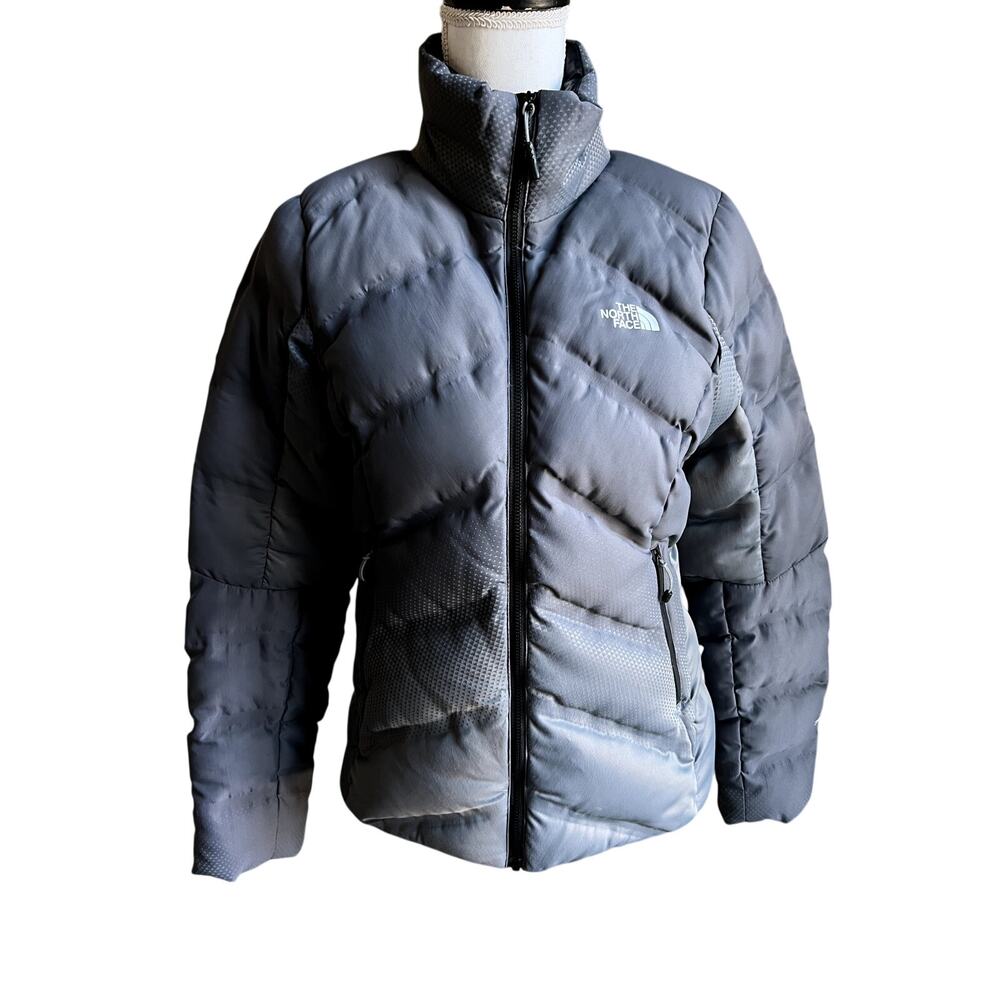 The North Face Women's FuseForm Dot Matrix Down Jacket size S